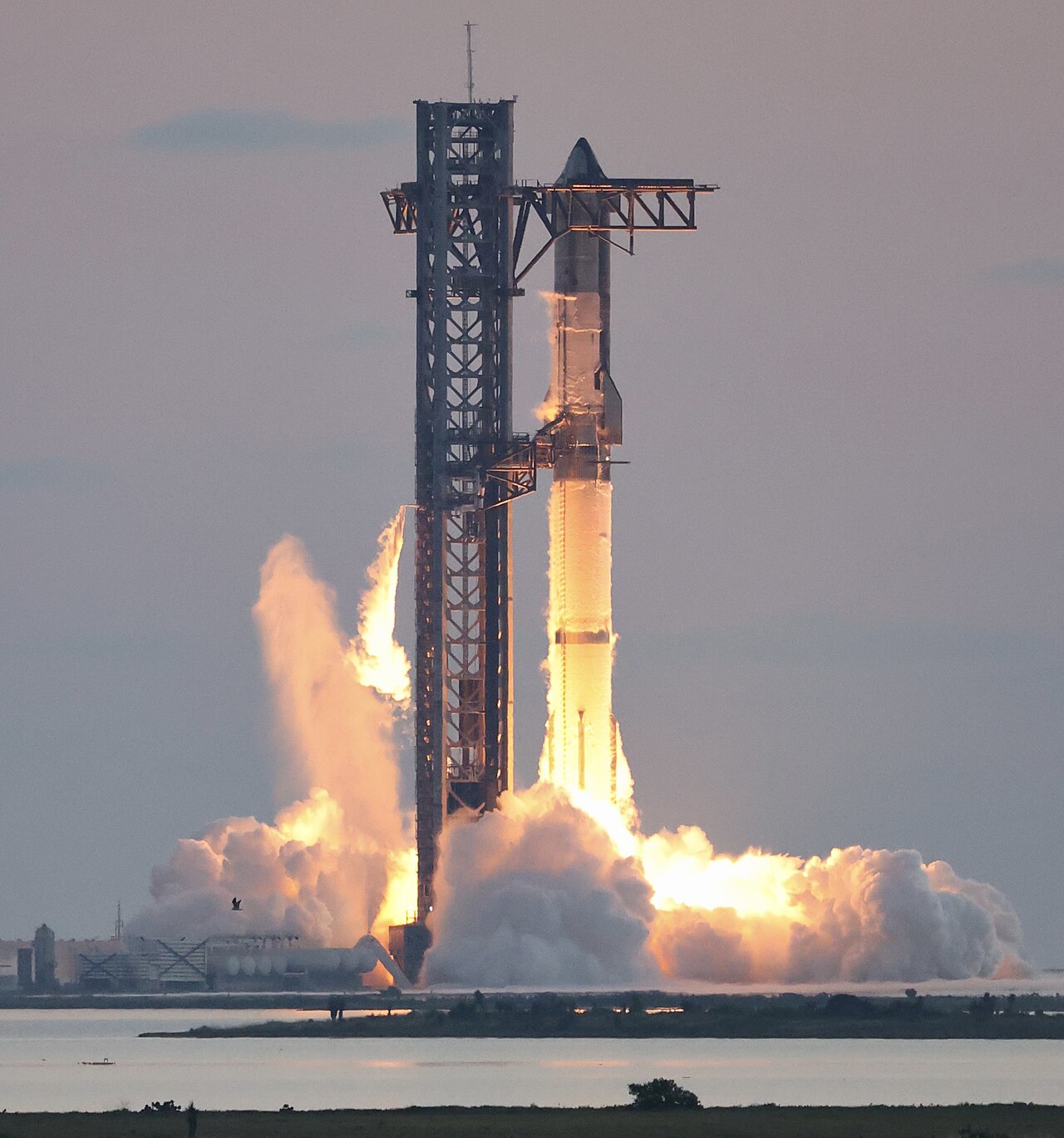 SpaceX Starship rocket launch